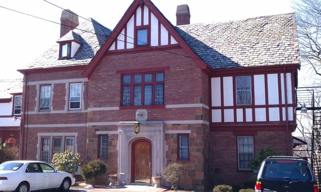 560 Prospect St unit B7, New Haven, CT 06511 - photo 2