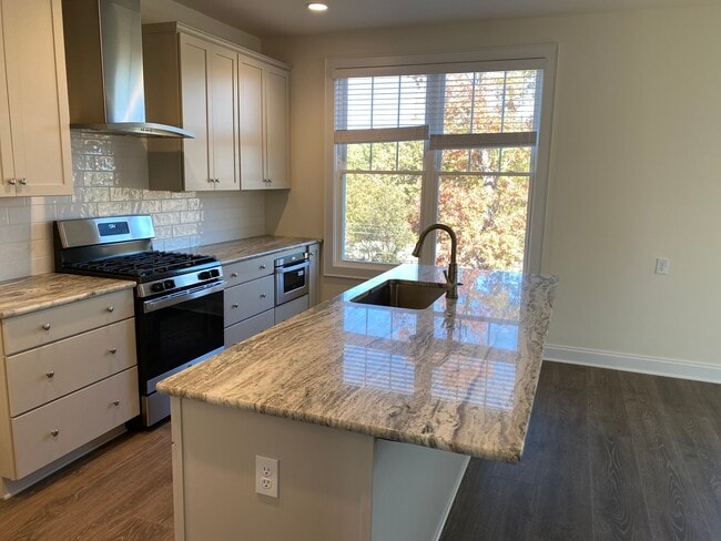 1722 Old Brick Rd unit B, Glen Allen, VA 23060 - photo 5