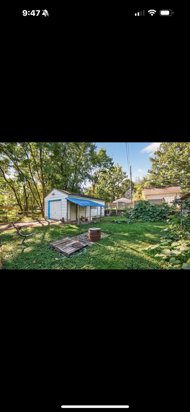 2327 Irving Ave N, Minneapolis, MN 55411 - photo 5