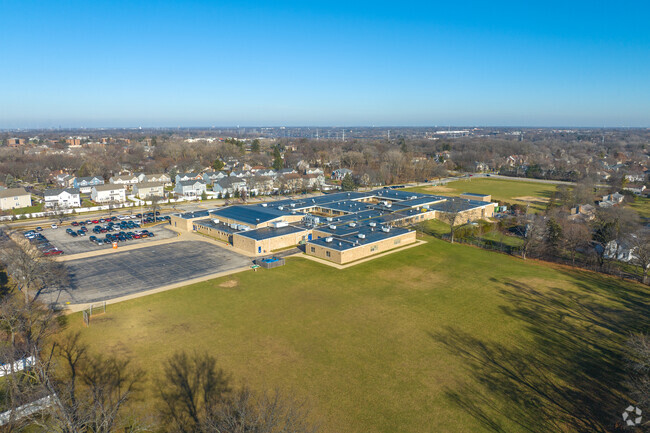 Educational opportunities abound at Glen Crest Middle School.