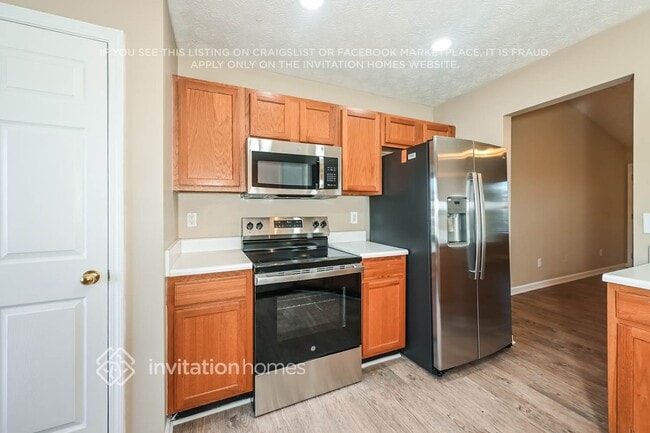 1081 Shelby Lynn Ct, Sugar Hill, GA 30518 - photo 6