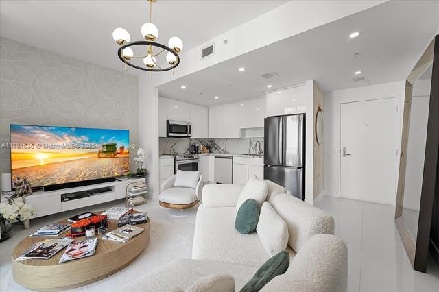 Met One unit T3709, Miami, FL 33131 - photo 4