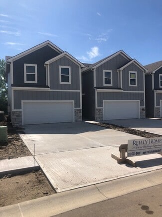16067 Garden Pkwy, Basehor, KS 66007