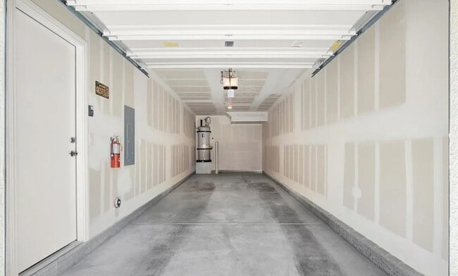 2766 Atomic Tangerine Way unit 1, Las Vegas, NV 89183 - photo 5