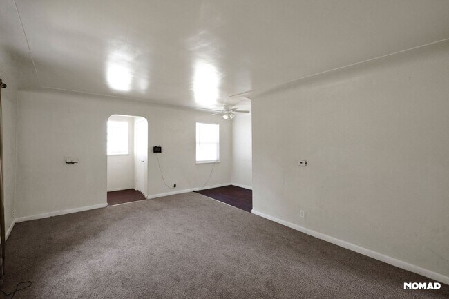 1932 Del Mar Pkwy, Aurora, CO 80010 - photo 7