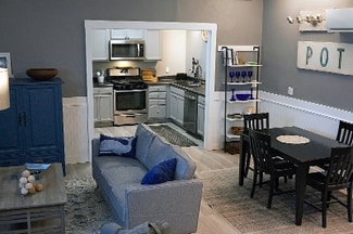 9 May St Unit Furnished Open-Concept, Beverly, MA 01915