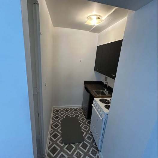 11820 Edgewater Dr, Lakewood, OH 44107 - photo 5