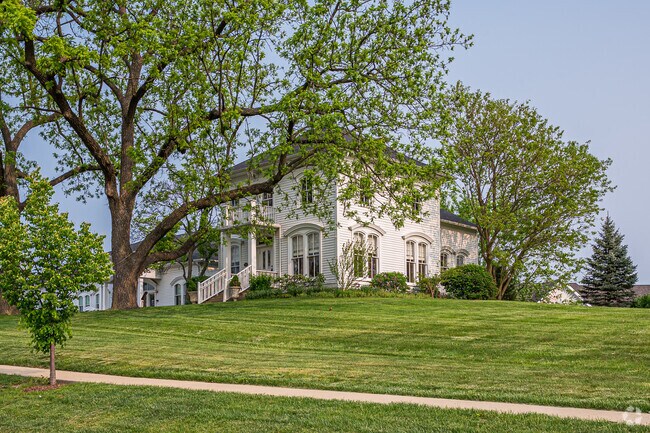 Historic style home in Palos Park West.