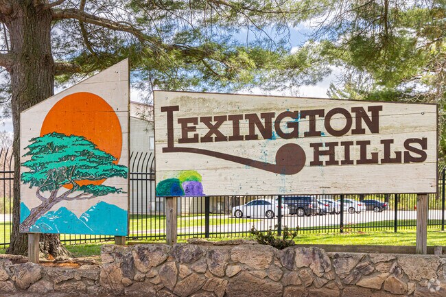 Lexington Hills offers affordable homes and rental properties in the Peoria area.