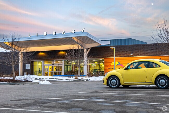 I-70 connects Blue Springs locals to city's attractions and amenities.