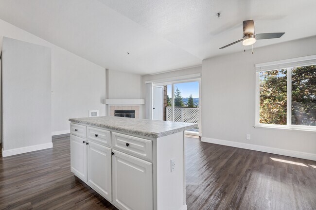 Quail Hill Apartments - 20800 Lake Chabot Rd, Castro Valley, CA | Homes.com