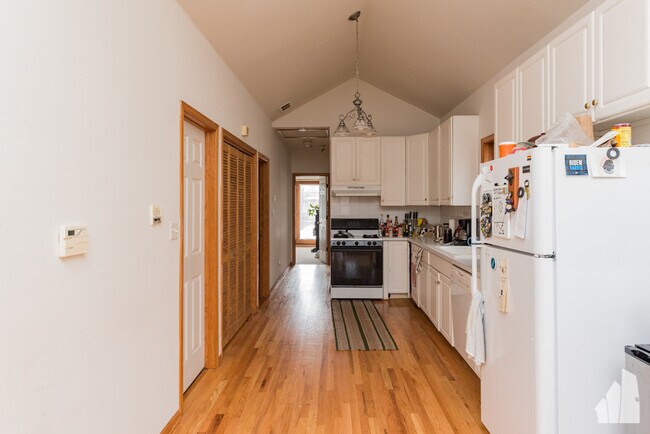 916 N Paulina St unit 3, Chicago, IL 60622 - photo 6