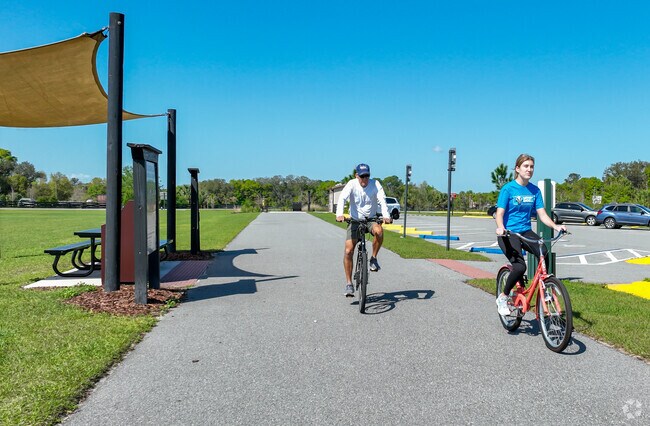 Mount Plymouth cyclists can enjoy the scenic lengthy trails of the Neighborhood Lakes Trail.