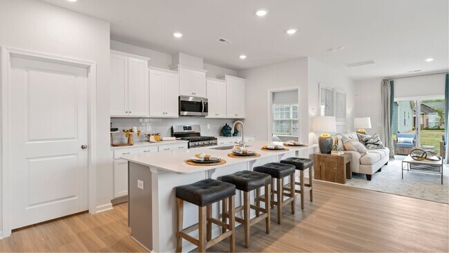 1617 Swallow Tail Dr, Cramerton, NC 28012 - photo 6