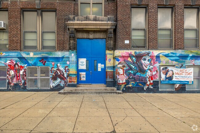 Large sidewalks make walking to George W. Sharswood School in Philadelphia safe.