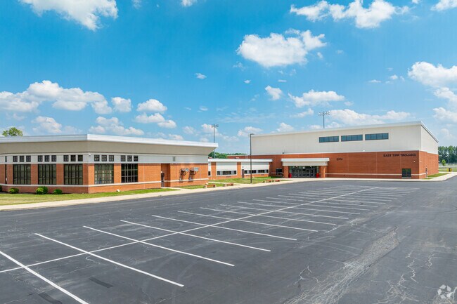 East Tipp Middle School receives an overall Niche grade of A-.