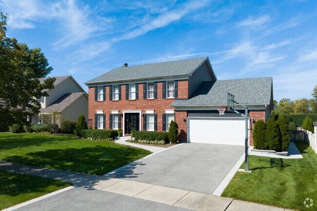 Colonial-style homes add to the charm of Rose Hill Farm.