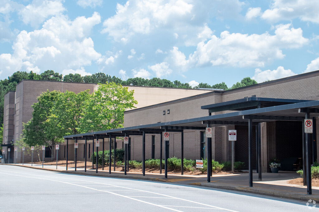 Main entrance to Craig Elementary School in Outlying Gwinnett County, Lawrenceville GA
