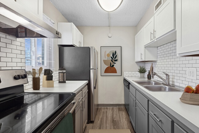 Arrive 800 Penn, Denver, CO 80209 - photo 7