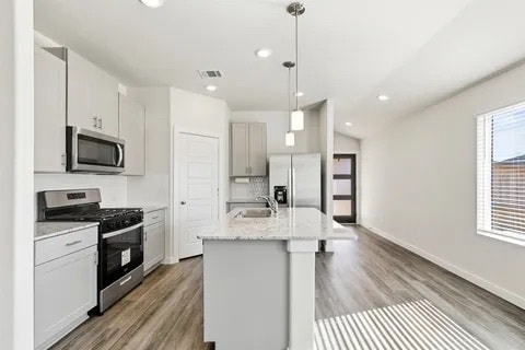 216 Shore Pointe Ct, Montgomery, TX 77356 - photo 4