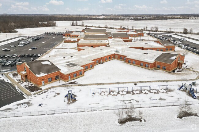 Defiance Elementary School - 5
