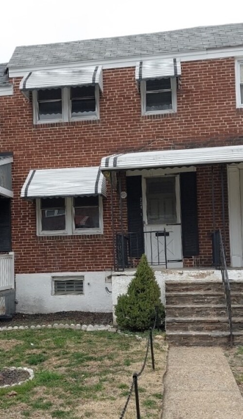 224 Arden Rd W, Brooklyn Park, MD 21225