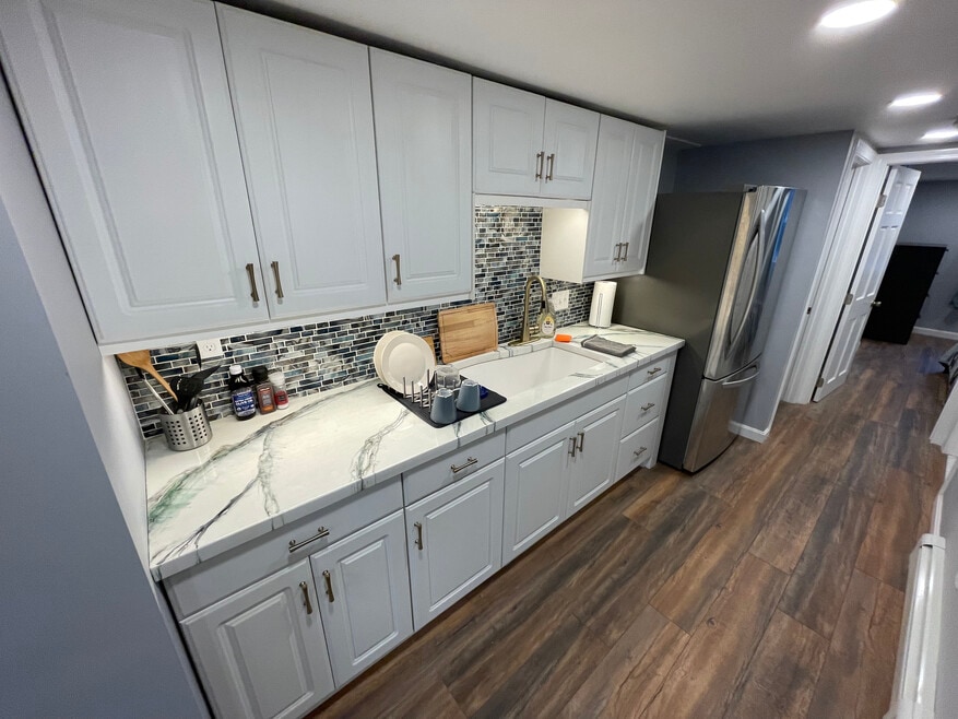 24 Epworth St unit 1, Worcester, MA 01610 - photo 1