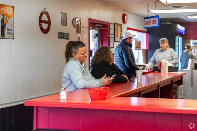 Grab a bite to eat from Hinkle's Hamburgers in Near West Side.