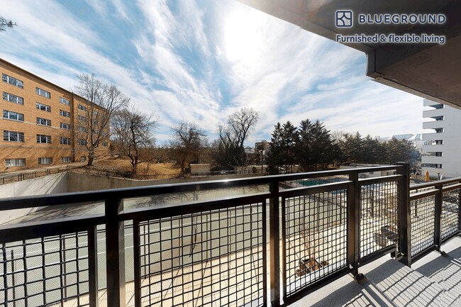 2950 Van Ness St NW unit FL1-ID6335A, Washington, DC 20008 - photo 3