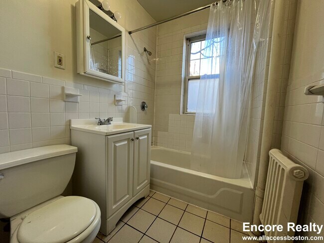 155 Summer St unit 3R, Somerville, MA 02143 - photo 7