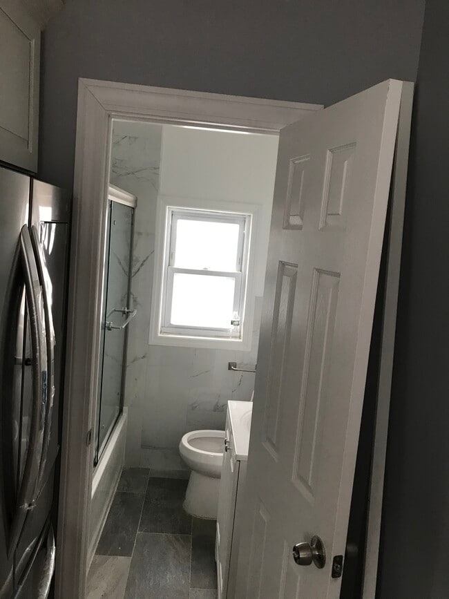 345 Kaplan Ave unit Second Floor Unit, Hackensack, NJ 07601 - photo 3