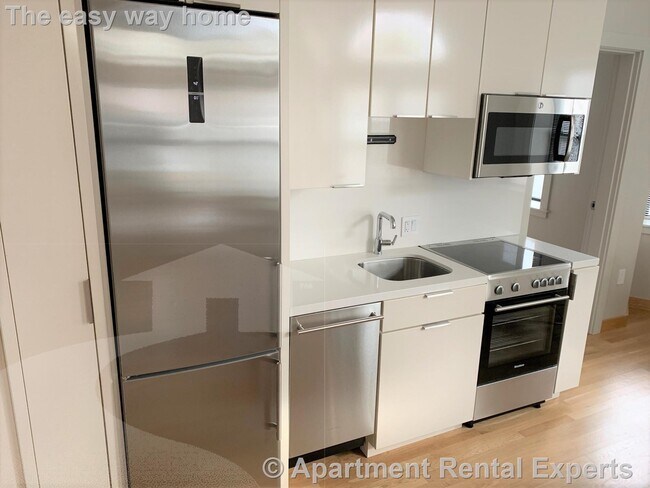 115 Mt Auburn St unit 25, Cambridge, MA 02238 - photo 2