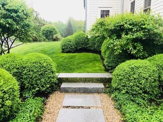 477 Stanford Rd, Millbrook, NY 12545