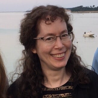 Barbara Lynn Wojcik