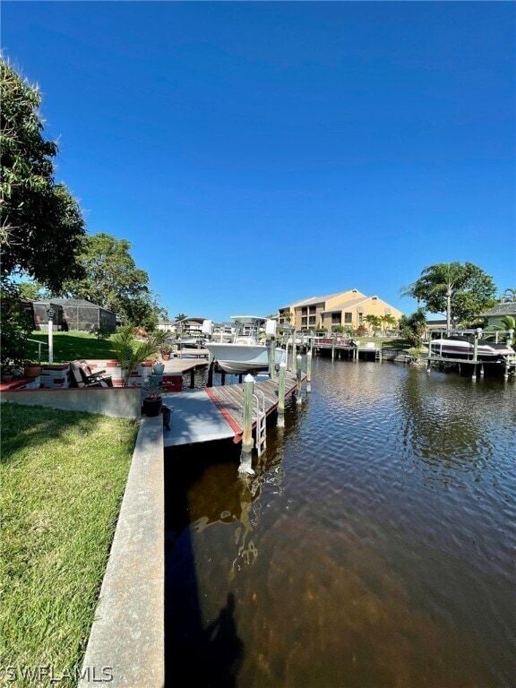 1207 SE 40th Terrace unit Side B Duplex, Cape Coral, FL 33904 - photo 4