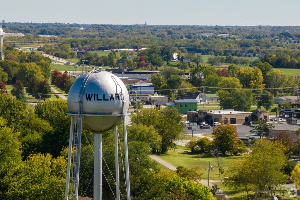 4821 E Farm Road 34, Fair Grove, MO 65648