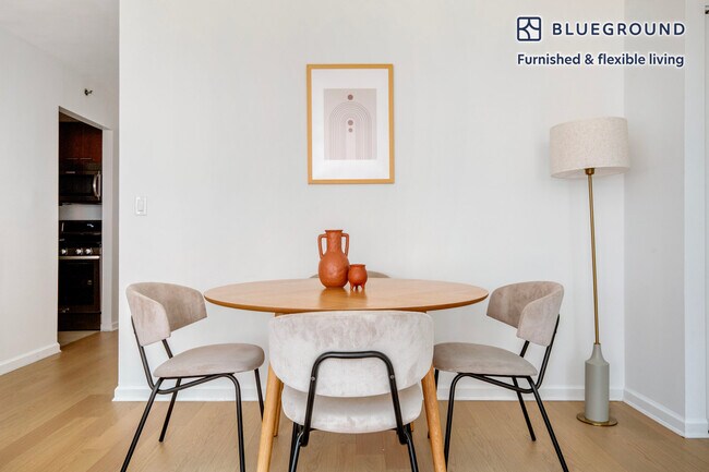 535 W 23rd St unit FL9-ID1280, New York, NY 10011 - photo 6