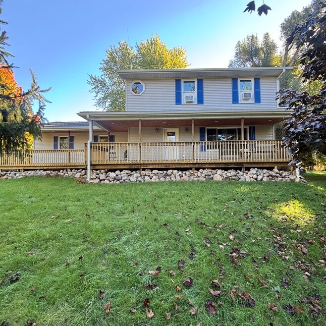 15205 Wacousta Rd, Grand Ledge, MI 48837 - photo 1