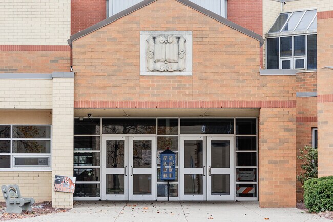 Tunkhannock Middle School in Tunkhannock, PA has a student-teacher ratio of 12 to 1.