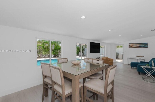 2784 NE 30th St, Lighthouse Point, FL 33064 - photo 4