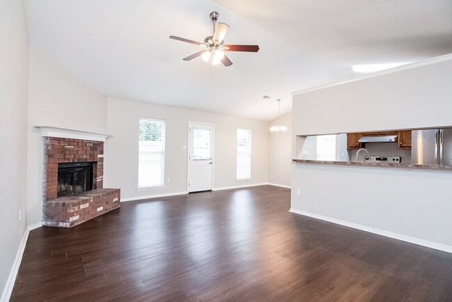 10102 Williford Dr, Olive Branch, MS 38654 - photo 3