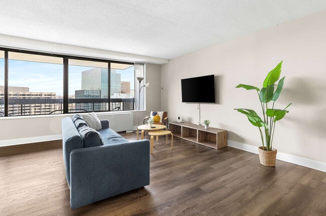 1201 S Bell St unit ID1056570P, Arlington, VA 22202 - photo 2