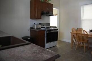 117 Prospect St Unit 1, Waltham, MA 02453