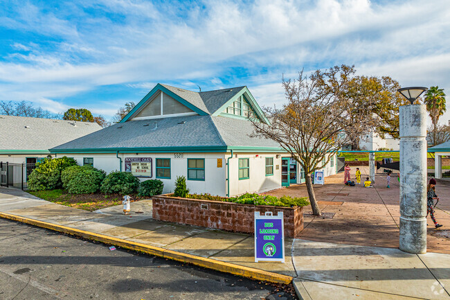 Entrance signage welcomes students to come and learn.