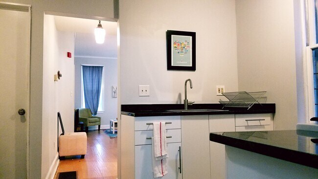 522 N 15th St unit 1, Philadelphia, PA 19130 - photo 4