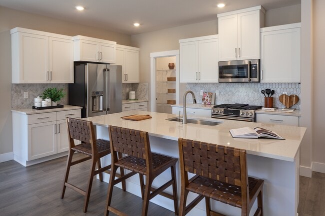 14574 NW Lazarus Ln, Portland, OR 97229 - photo 3