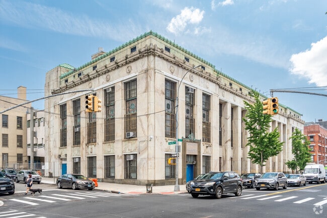 Brooklyn High School of the Arts as seen from 3rd Ave and Pacific St intersection.