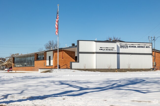 Students from Pre-K through 12 can attend schools in the Payette school district 371.