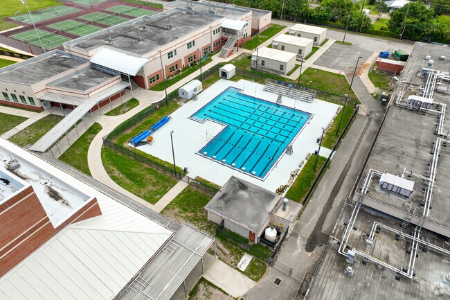 Merritt Island High School has a swimming pool.