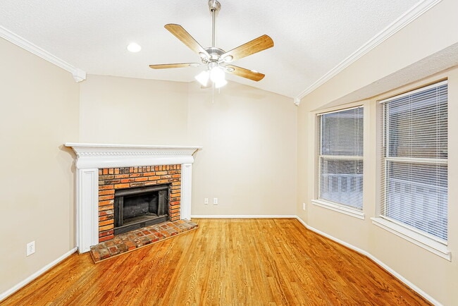 5837 Janet Dr, Trussville, AL 35173 - photo 3